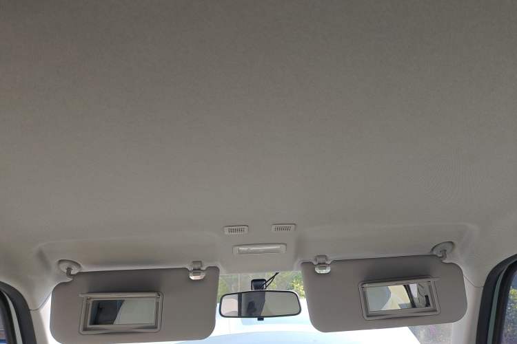 Used Geely Galaxy Panda 2024 Panda Mini 200km Endurance Bear Headliner
