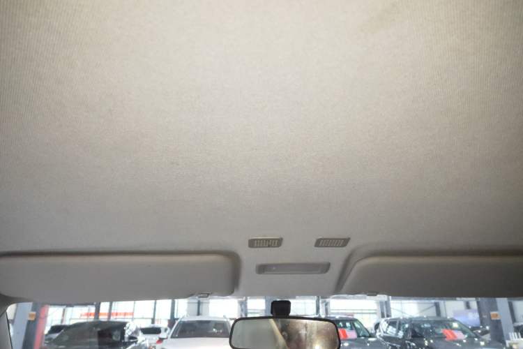 Used Geely Galaxy Panda 2024 Panda Mini 200km Endurance Bear Headliner