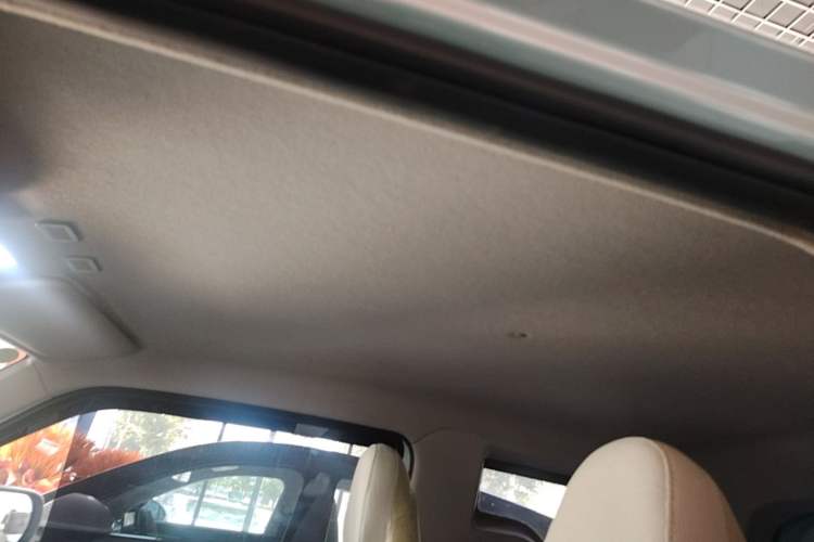 Used Geely Galaxy Panda 2024 Panda Mini 200km Endurance Bear Headliner