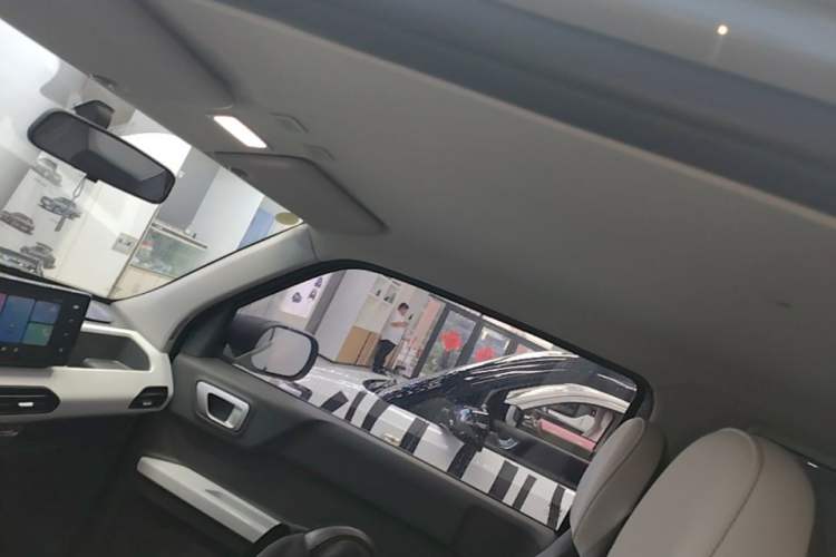 Used Geely Galaxy Panda 2024 200km Panda Kart Headliner