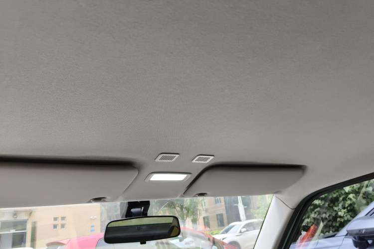 Used Geely Galaxy Panda 2024 Panda Mini 200km Endurance Bear Headliner