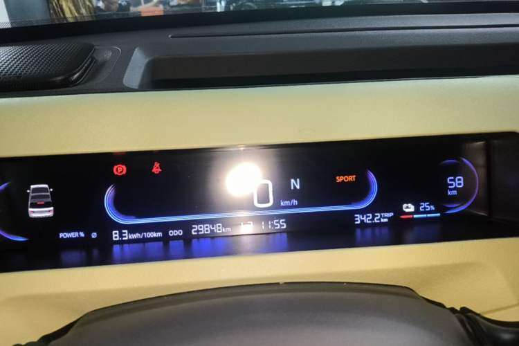 Used Geely Galaxy Panda 2024 Panda Mini 200km Endurance Bear Instrument Cluster