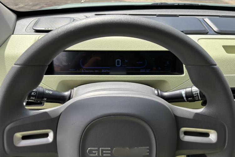 Used Geely Galaxy Panda 2024 Facelifted Panda Mini 200km Dragon Edition Interior 3