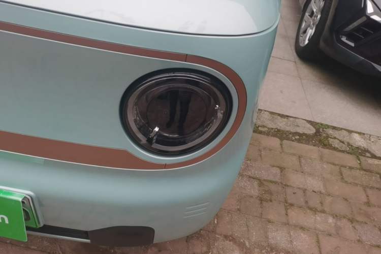 Used Geely Galaxy Panda 2024 Panda Mini 200km Endurance Bear Left Front Headlight