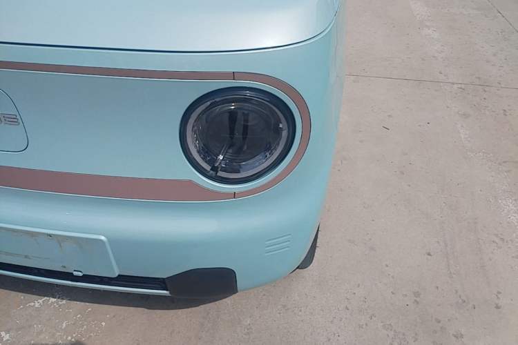 Used Geely Galaxy Panda 2024 Panda Mini 200km Endurance Bear Left Front Headlight