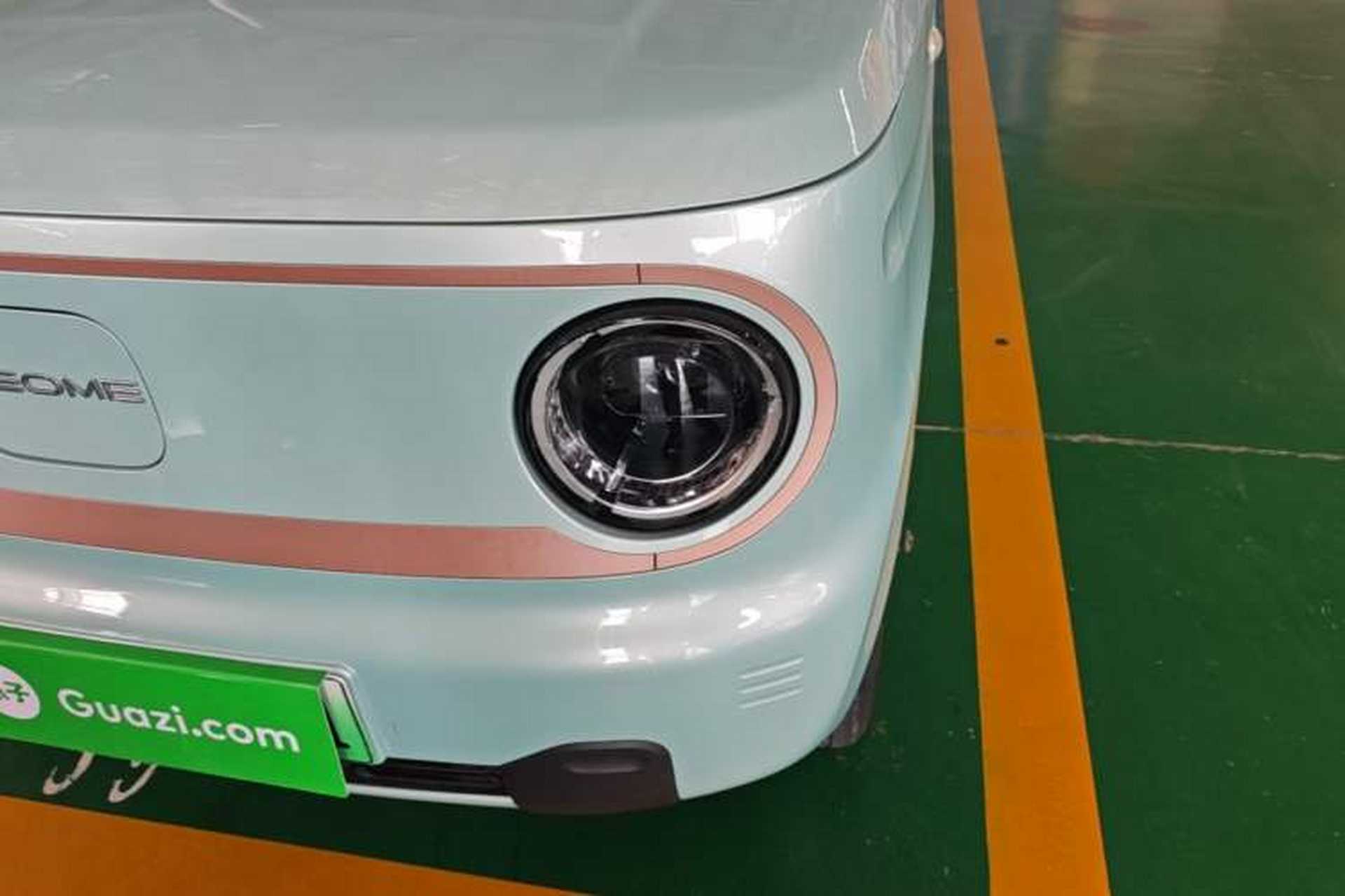 Used Geely Galaxy Panda 2024 Panda Mini 200km Endurance Bear Left Front Headlight