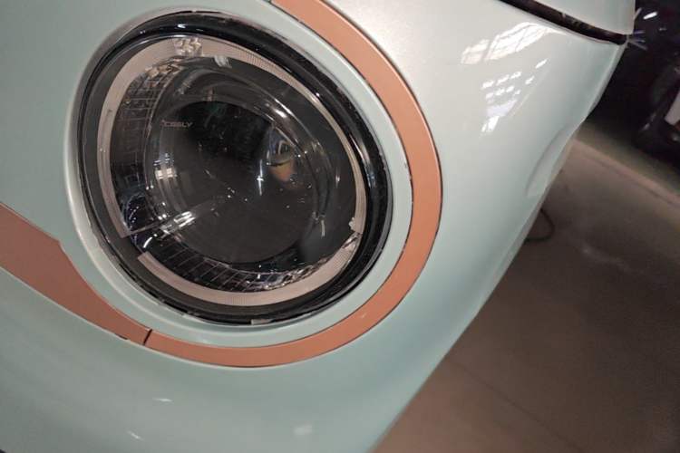 Used Geely Galaxy Panda 2024 200km Panda Kart Left Front Headlight