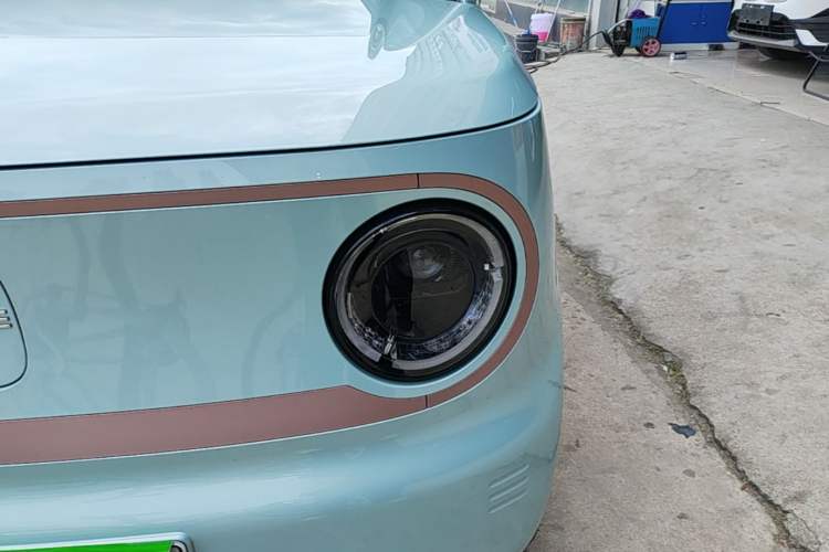 Used Geely Galaxy Panda 2024 Facelifted Panda Mini 200km Dragon Edition Left Front Headlight