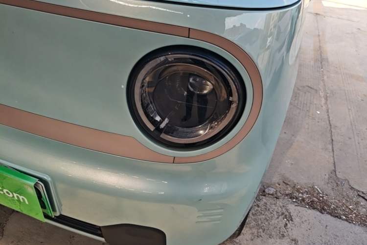 Used Geely Galaxy Panda 2024 Panda Mini 200km Endurance Bear Left Front Headlight