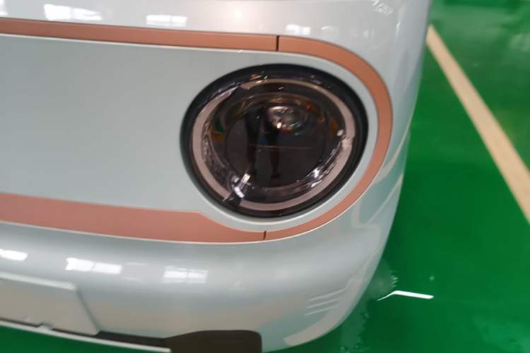Used Geely Galaxy Panda 2024 Panda Mini 200km Longteng PRO Edition Left Front Headlight