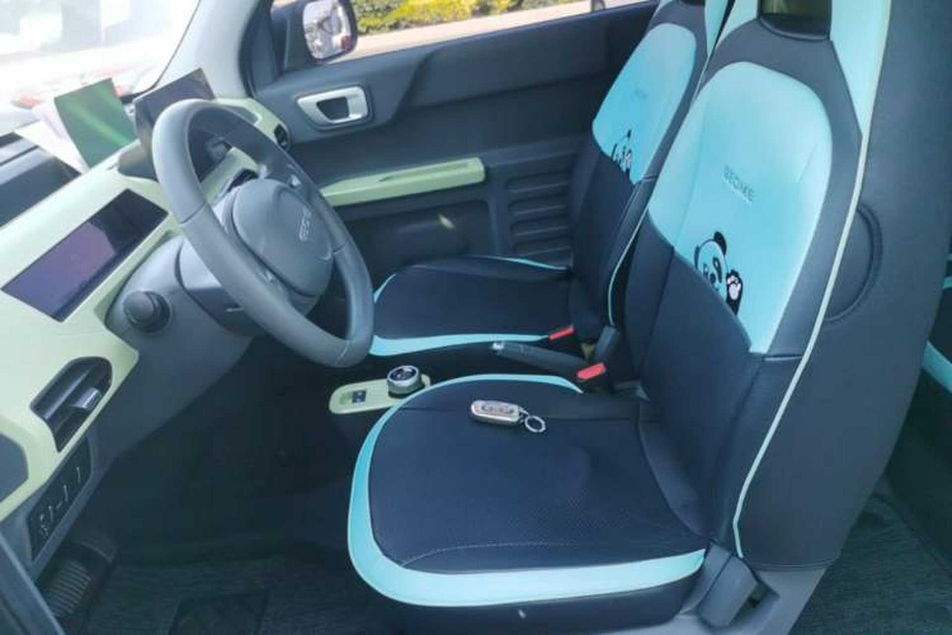 Used Geely Galaxy Panda 2024 Panda Mini 200km Endurance Bear Left Front Seat