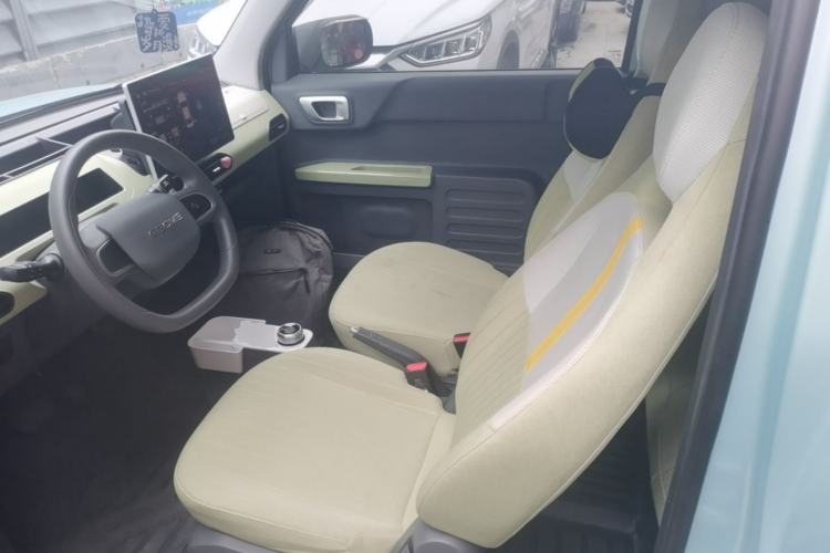 Used Geely Galaxy Panda 2024 Panda Mini 200km Endurance Bear Left Front Seat