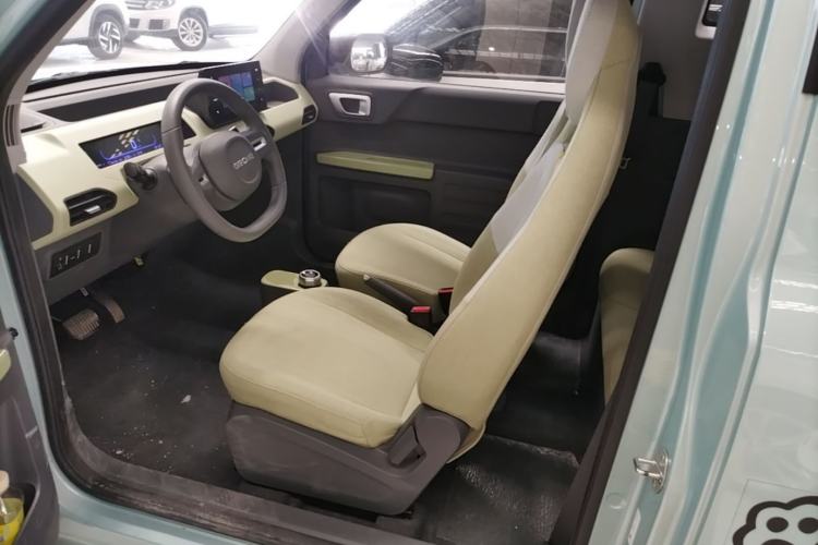 Used Geely Galaxy Panda 2024 Panda Mini 200km Endurance Bear Left Front Seat