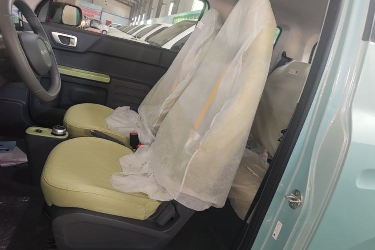 Used Geely Galaxy Panda 2024 Panda Mini 200km Endurance Bear Left Front Seat
