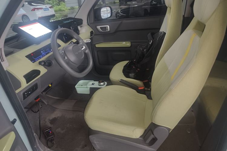 Used Geely Galaxy Panda 2024 Panda Mini 200km Endurance Bear Left Front Seat