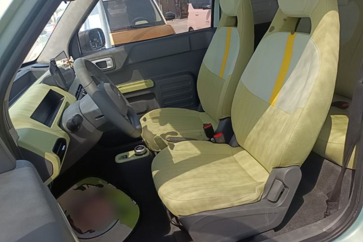 Used Geely Galaxy Panda 2024 Panda Mini 200km Endurance Bear Left Front Seat