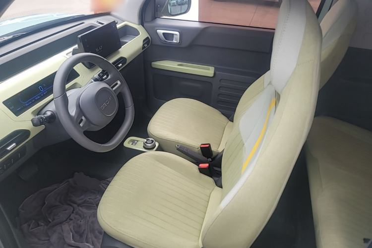 Used Geely Galaxy Panda 2024 Panda Mini 200km Endurance Bear Left Front Seat