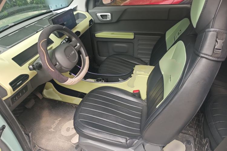 Used Geely Galaxy Panda 2024 Panda Mini 200km Endurance Bear Left Front Seat