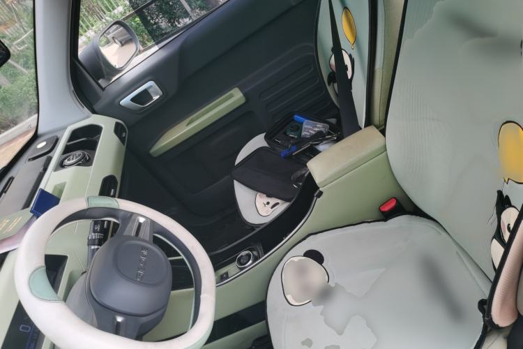 Used Geely Galaxy Panda 2024 Facelifted Panda Mini 200km Dragon Edition Left Front Seat