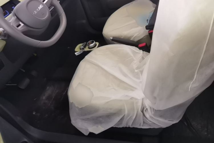 Used Geely Galaxy Panda 2024 Panda Mini 200km Endurance Bear Left Front Seat