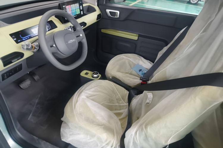Used Geely Galaxy Panda 2024 Panda Mini 200km Longteng PRO Edition Left Front Seat