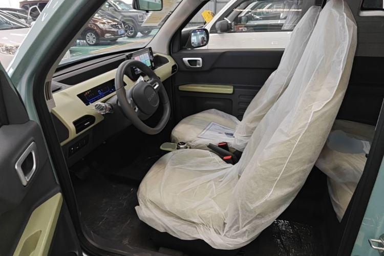 Used Geely Galaxy Panda 2024 Panda Mini 200km Longteng PRO Edition Left Front Seat