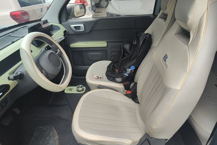 Used Geely Galaxy Panda 2024 Panda Mini 200km Endurance Bear Left Front Seat