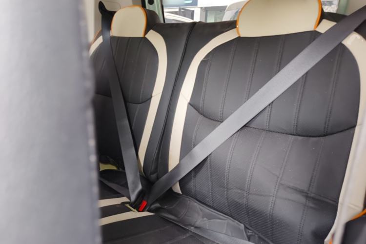 Used Geely Galaxy Panda 2024 Panda Mini 200km Endurance Bear Left Rear Seat