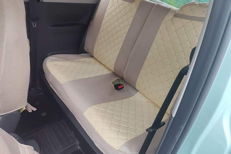 Used Geely Galaxy Panda 2024 Panda Mini 200km Endurance Bear Left Rear Seat