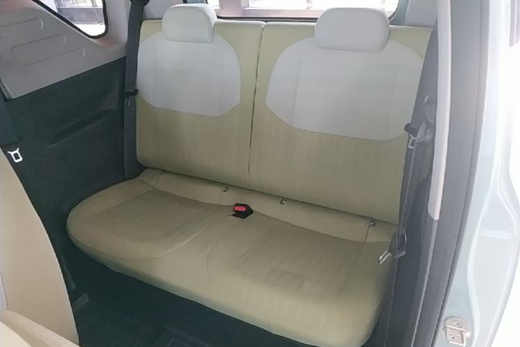 Used Geely Galaxy Panda 2024 Panda Mini 200km Endurance Bear Left Rear Seat