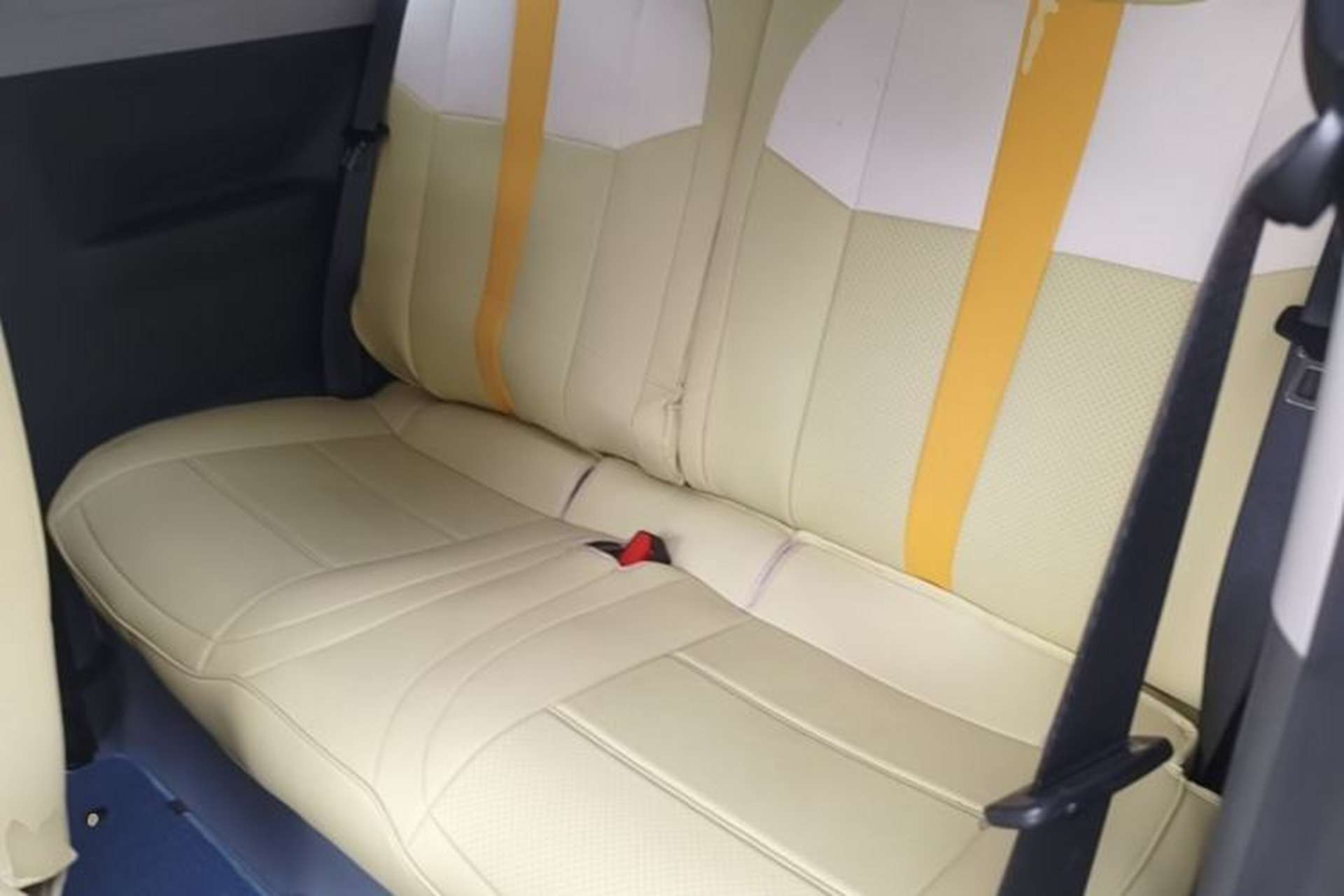 Used Geely Galaxy Panda 2024 Panda Mini 200km Endurance Bear Left Rear Seat