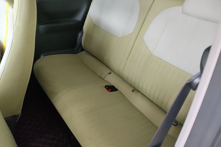 Used Geely Galaxy Panda 2024 Panda Mini 200km Endurance Bear Left Rear Seat