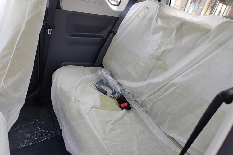 Used Geely Galaxy Panda 2024 Panda Mini 200km Endurance Bear Left Rear Seat