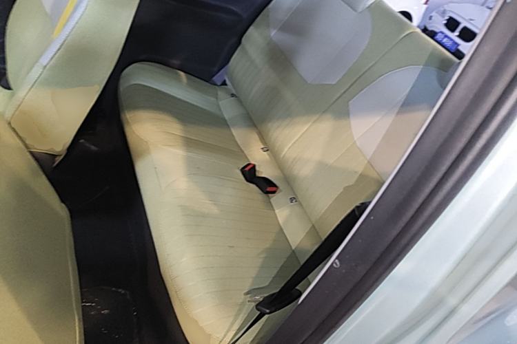 Used Geely Galaxy Panda 2024 Panda Mini 200km Endurance Bear Left Rear Seat