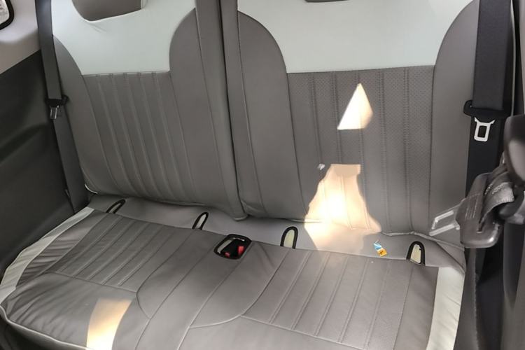 Used Geely Galaxy Panda 2024 Panda Mini 200km Endurance Bear Left Rear Seat