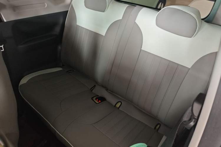 Used Geely Galaxy Panda 2024 Panda Mini 200km Endurance Bear Left Rear Seat