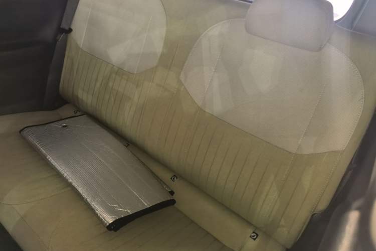 Used Geely Galaxy Panda 2024 Panda Mini 200km Longteng PRO Edition Left Rear Seat