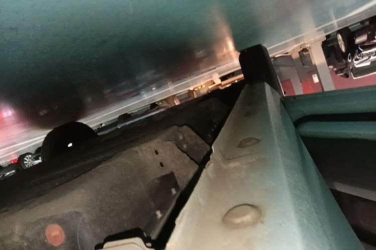 Used Geely Galaxy Panda 2024 Panda Mini 200km Endurance Bear Left Side Sill