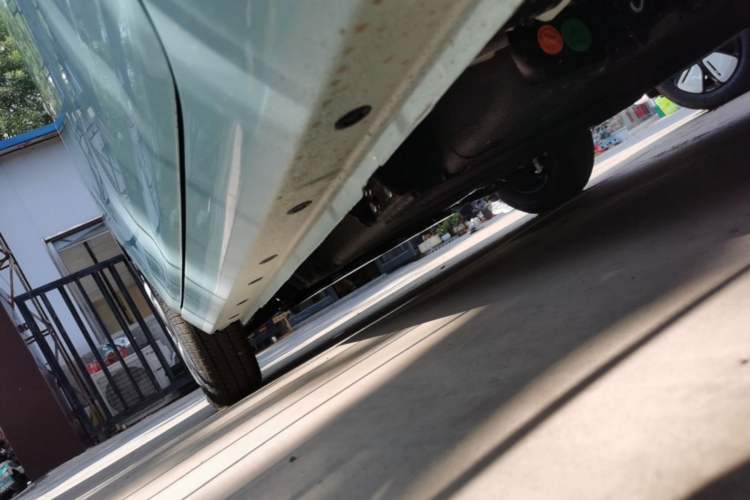 Used Geely Galaxy Panda 2024 Panda Mini 200km Endurance Bear Left Side Sill