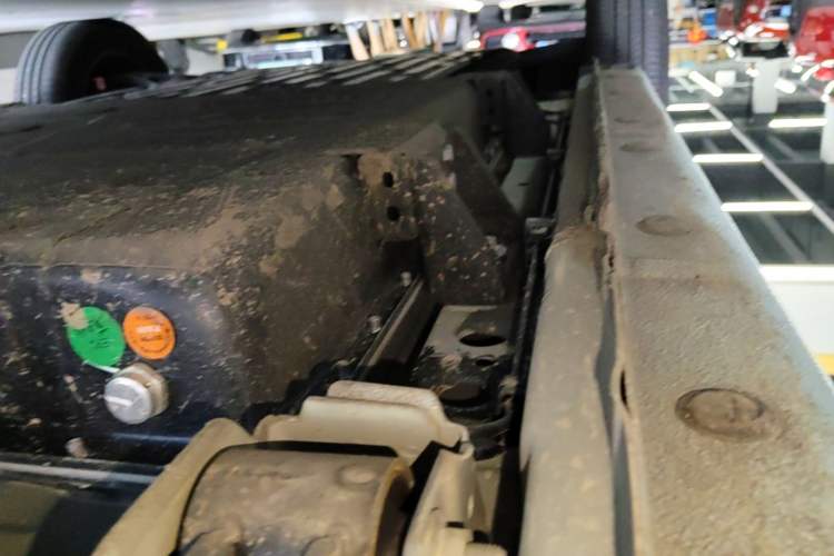 Used Geely Galaxy Panda 2024 Panda Mini 200km Endurance Bear Left Side Sill