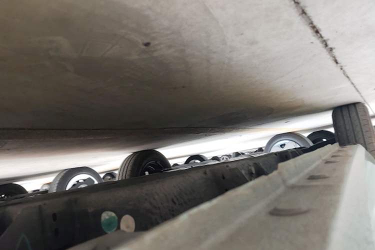 Used Geely Galaxy Panda 2024 Panda Mini 200km Endurance Bear Left Side Sill