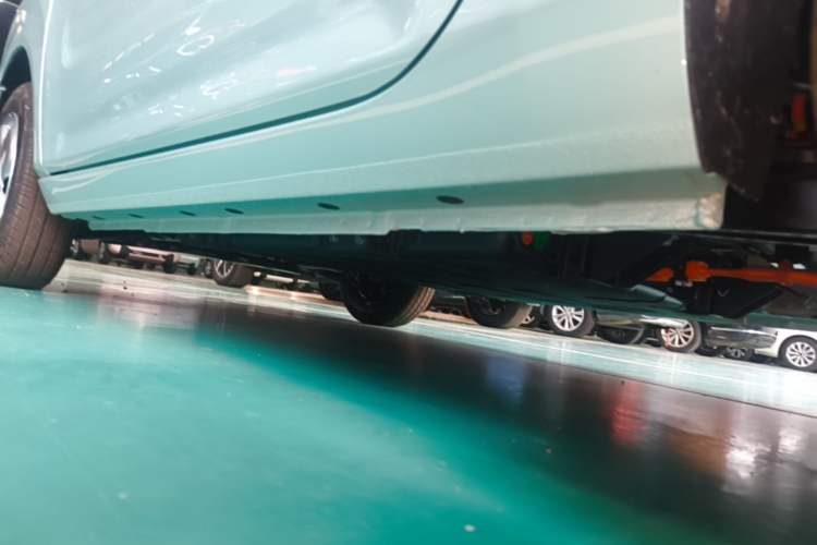 Used Geely Galaxy Panda 2024 Panda Mini 200km Longteng PRO Edition Left Side Sill