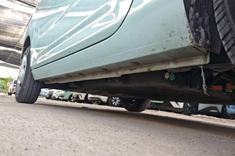 Used Geely Galaxy Panda 2024 Panda Mini 200km Endurance Bear Left Side Sill