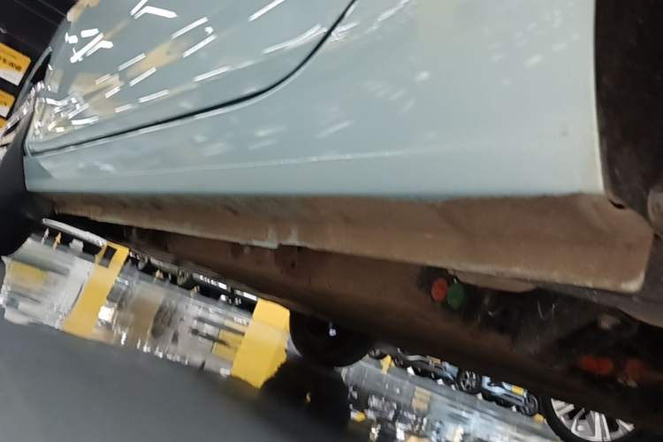 Used Geely Galaxy Panda 2024 Panda Mini 200km Longteng PRO Edition Left Side Sill