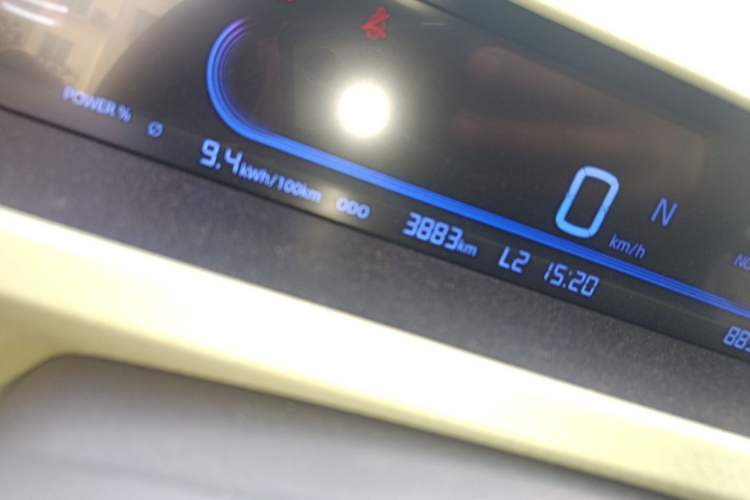 Used Geely Galaxy Panda 2024 Panda Mini 200km Endurance Bear Odometer Close Up