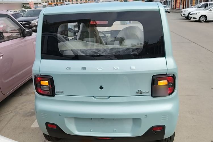 Used Geely Galaxy Panda 2024 Panda Mini 200km Endurance Bear Rear