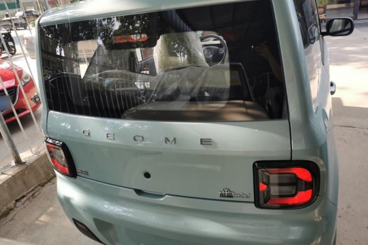 Used Geely Galaxy Panda 2024 Panda Mini 200km Endurance Bear Rear