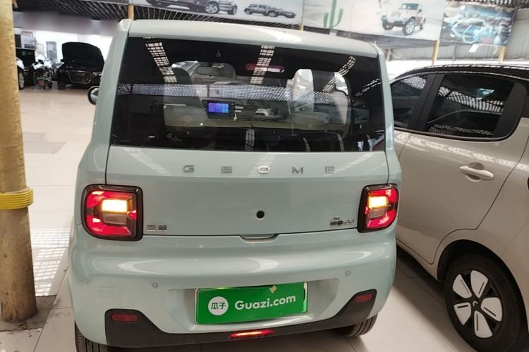 Used Geely Galaxy Panda 2024 Panda Mini 200km Endurance Bear Rear