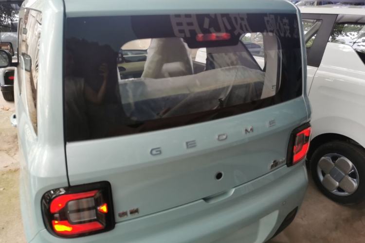 Used Geely Galaxy Panda 2024 Panda Mini 200km Endurance Bear Rear