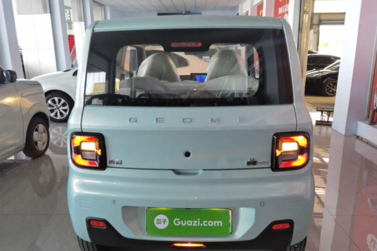 Used Geely Galaxy Panda 2024 Panda Mini 200km Endurance Bear Rear